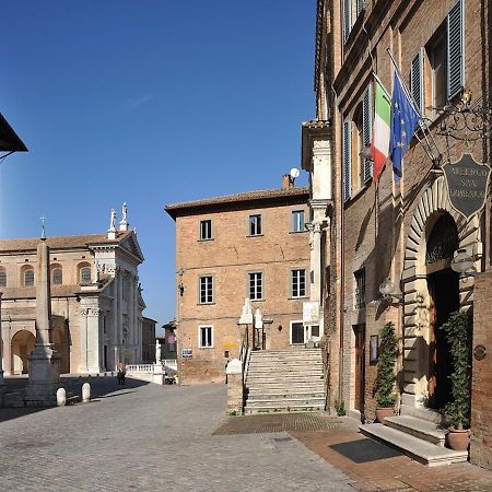Albergo San Domenico Урбино Экстерьер фото