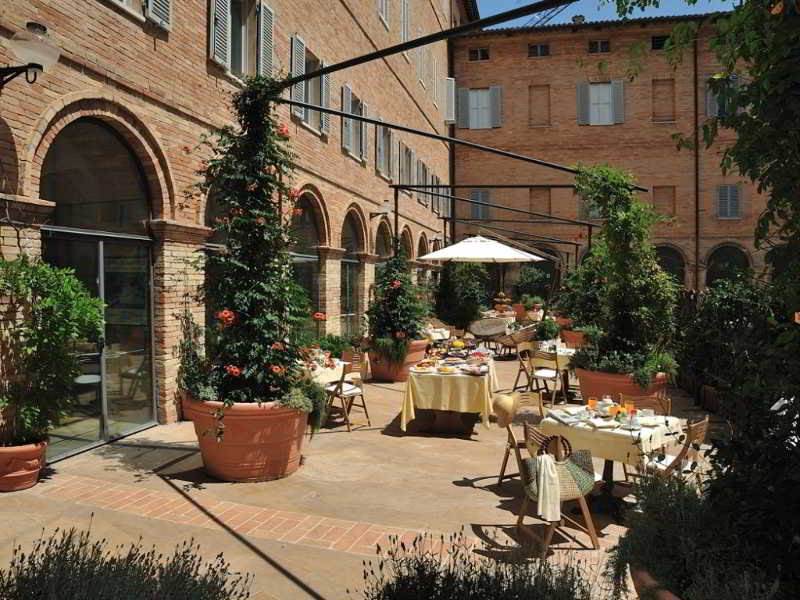 Albergo San Domenico Урбино Экстерьер фото