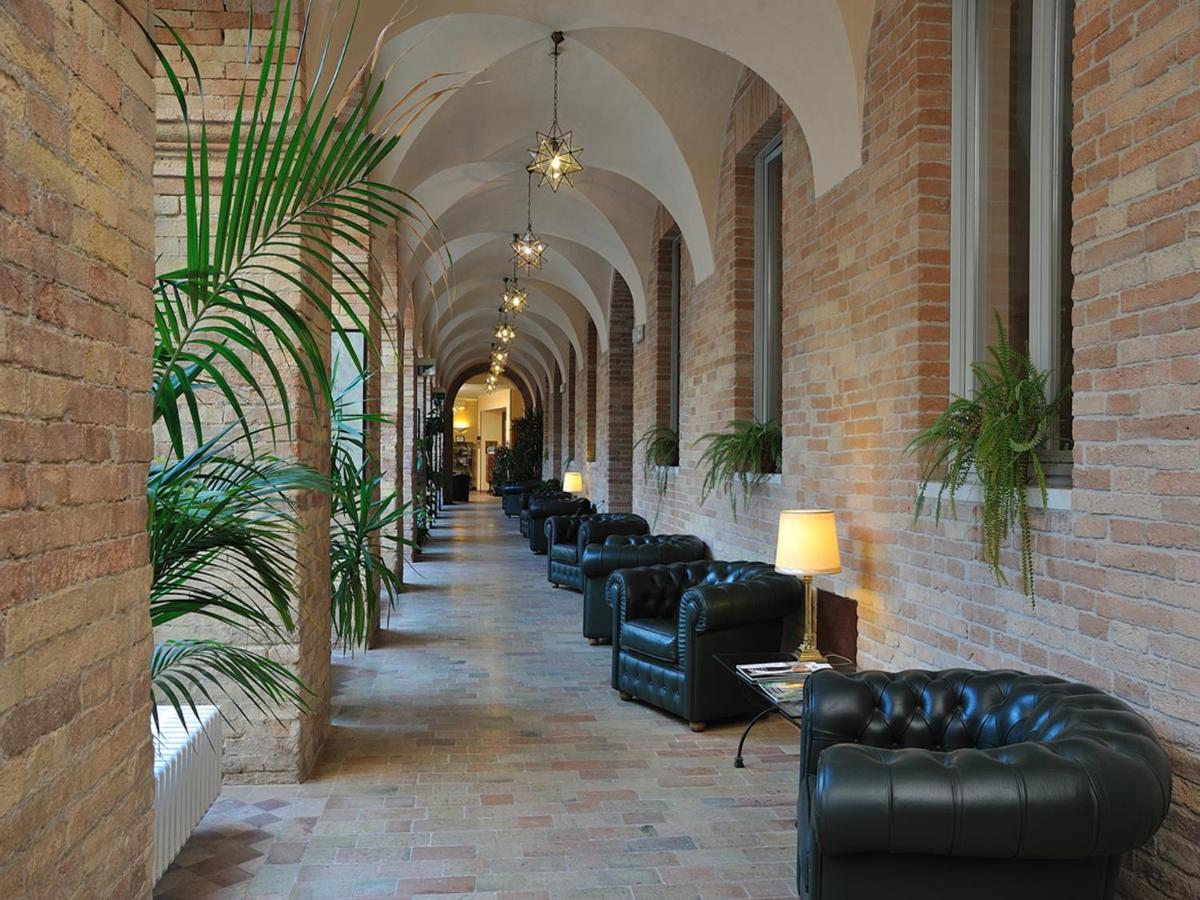 Albergo San Domenico Урбино Экстерьер фото